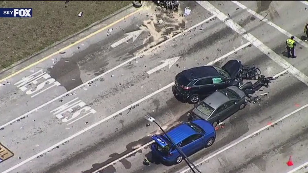 Police chase ends in deadly multi-vehicle crash